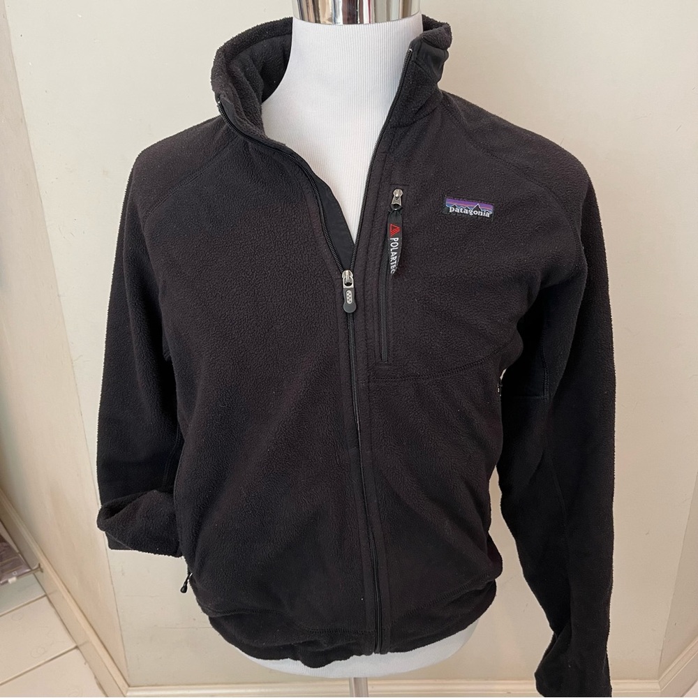 Patagonia R4 Jacket Mens M Black Fleece Full Zip Regulator VTG Embroidered Light